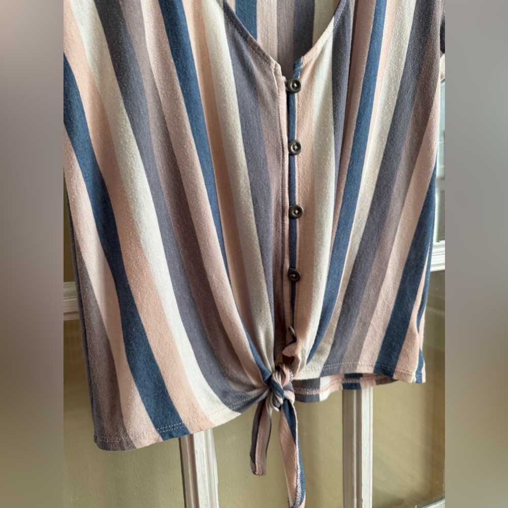 AE Striped Buttoned Top - Picture 2 of 4